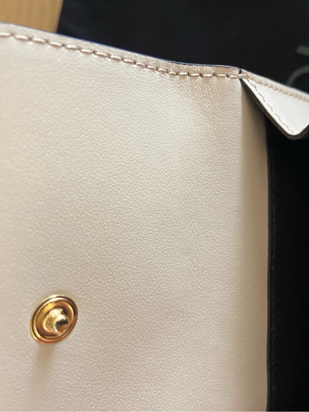 Fendi Roma Beige Bifold Wallet w/ Snap Closure, RFID Blocking, Logo - Picture 4 of 6